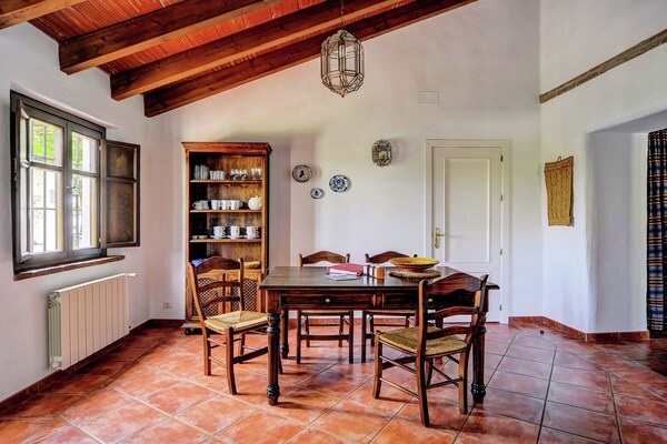 Foto van Vakantiehuis bij El Torcal Villanueva - Vakantiehuis in Antequera - DiningRoom