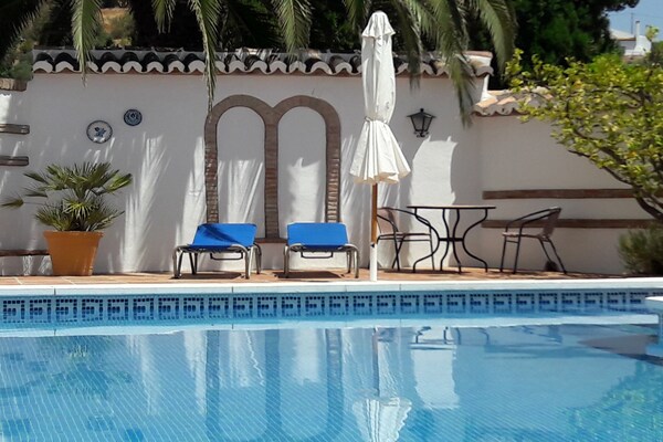 Foto van Vakantiehuis bij El Torcal Villanueva - Vakantiehuis in Antequera - PoolOfHouse