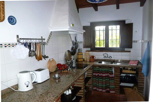 Foto van Vakantiehuis bij El Torcal Villanueva - Vakantiehuis in Antequera - Kitchen