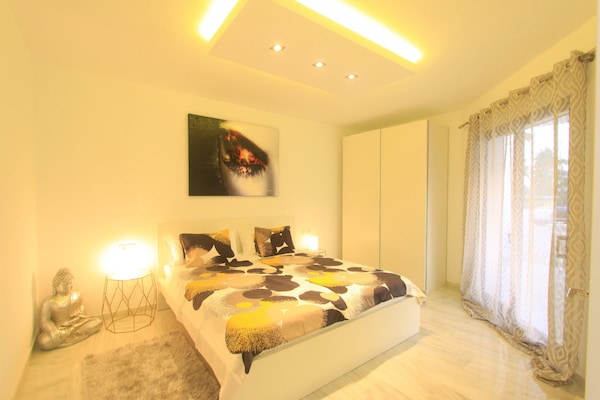 Foto van Appartement aan het strand met jacuzzi en zwembad - Vakantiehuis in Marbella - BedRoom
