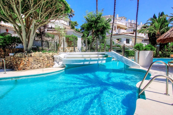 Foto van Appartement aan het strand met jacuzzi en zwembad - Vakantiehuis in Marbella - PoolOfHouse
