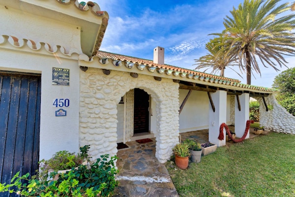 Foto van Villa aan het strand voor 7 personen met zwembad - Vakantiehuis in Marbella - ExteriorSummer