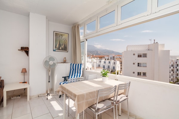 Foto van Studio in Nerja bij Carabeillo Strand - Vakantiehuis in Nerja - DiningRoom