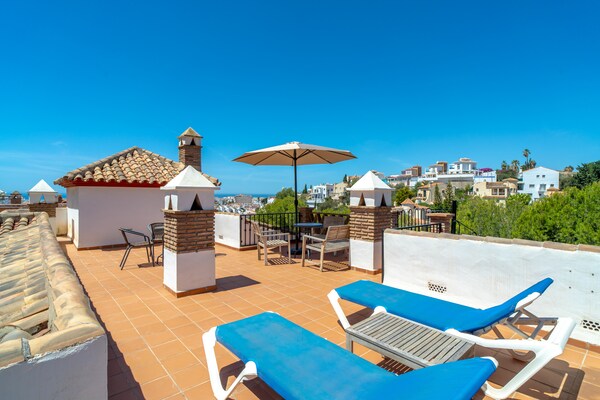 Foto van Vakantiehuis in Nerja met Uitzicht op Zee - Vakantiehuis in Nerja - terrace