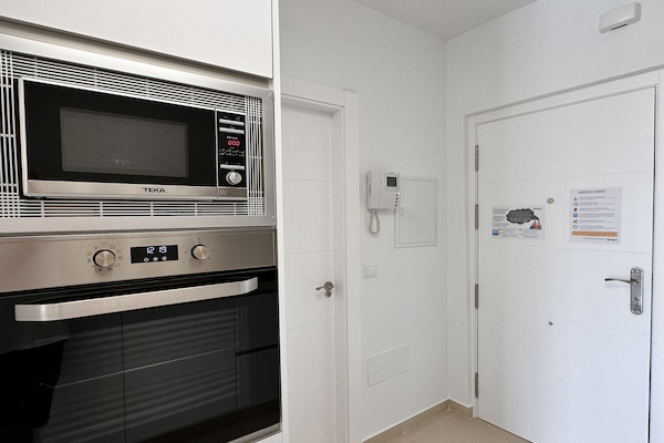 Foto van Vakantiehuis in Nerja met Zeezicht & Zwembad - Vakantiehuis in Nerja - Kitchen