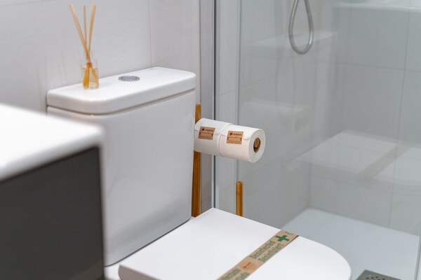Foto van Vakantiehuis met zeezicht, Nerja - Vakantiehuis in Nerja - BathRoom