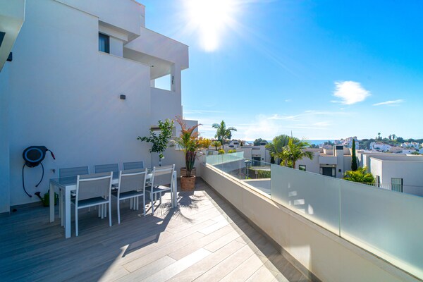 Foto van Appartement in Spanje bij Stranden & Paden - Vakantiehuis in Nerja - terrace