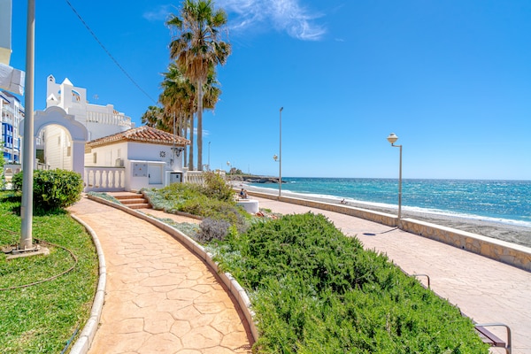 Foto van Strandappartement in Nerja met Zeezicht - Vakantiehuis in Nerja - AreaSummer1KM