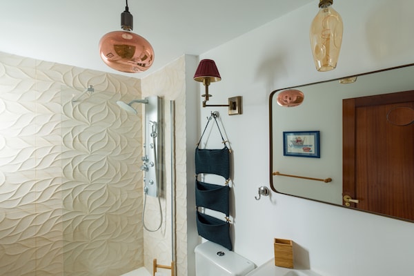Foto van Appartement in Las Palmas bij Playa de Las Canteras - BathRoom