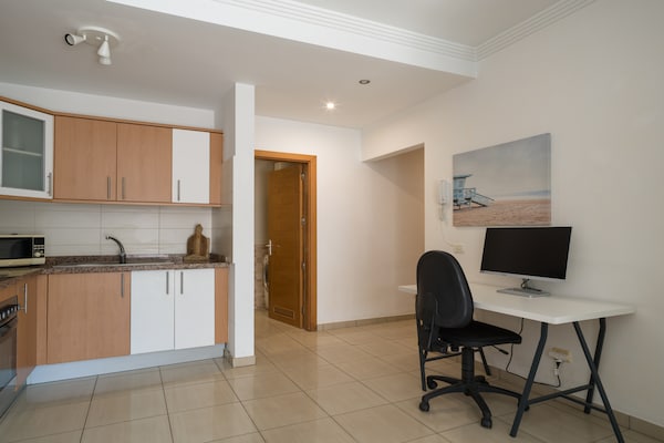 Foto van Appartement in Las Palmas bij Las Canteras - Vakantiehuis in Las Palmas de Gran Canaria - Kitchen