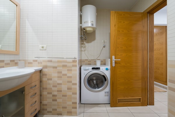 Foto van Appartement in Las Palmas bij Las Canteras - Vakantiehuis in Las Palmas de Gran Canaria - BathRoom
