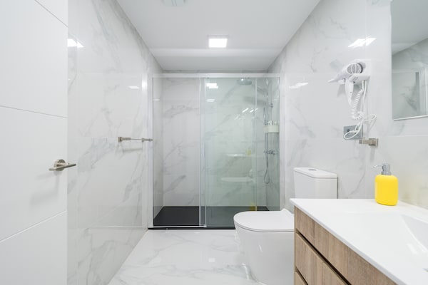 Foto van Appartement in Las Palmas bij Las Canteras - Vakantiehuis in Las Palmas de Gran Canaria - BathRoom