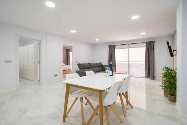 Foto van Vakantiehuis bij Playa de Las Canteras - Vakantiehuis in Las Palmas de Gran Canaria - DiningRoom