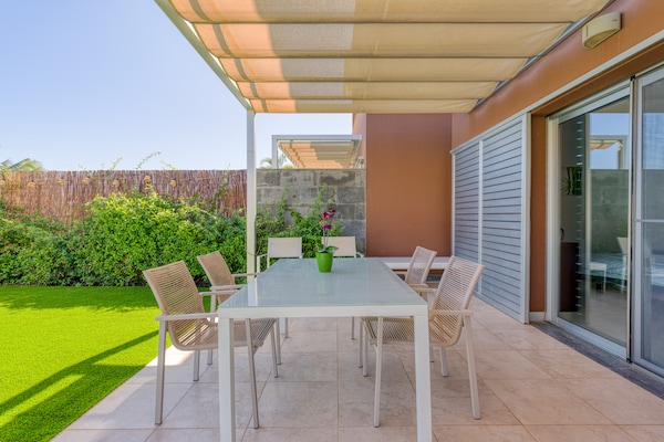 Foto van Chalet in Salobre met verwarmd zwembad - Vakantiehuis in San Bartolomé de Tirajana - terrace