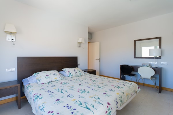 Foto van Chalet in Salobre met verwarmd zwembad - Vakantiehuis in San Bartolomé de Tirajana - BedRoom