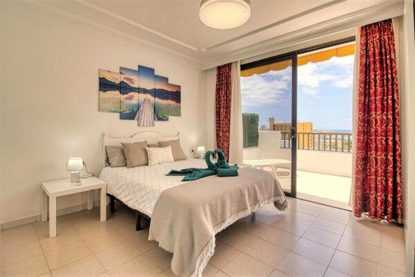 Foto van Attic appartement in Adeje bij Playa Fañabé - Vakantiehuis in Playa de Fañabé, Adeje - BedRoom