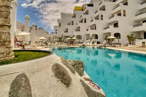 Foto van Attic appartement in Adeje bij Playa Fañabé - Vakantiehuis in Playa de Fañabé, Adeje - PoolOfHouse