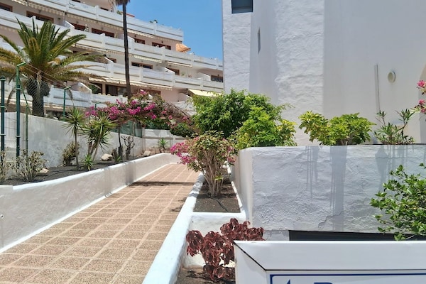 Foto van Attic appartement in Adeje bij Playa Fañabé - Vakantiehuis in Playa de Fañabé, Adeje - HallReception