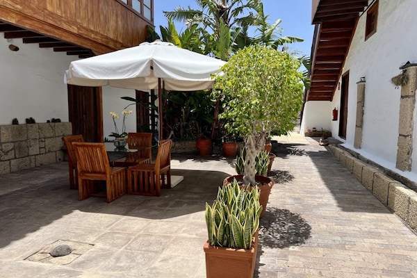 Foto van Sitio de la Casa met privézwembad - Vakantiehuis in Arico - TerraceBalcony