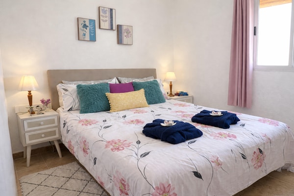 Foto van Verblijf aan de kust met zwembad in Vera - Vakantiehuis in Arico - BedRoom