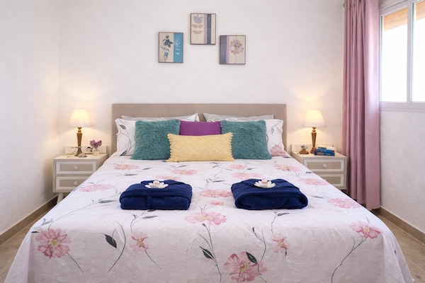 Foto van Verblijf aan de kust met zwembad in Vera - Vakantiehuis in Arico - BedRoom