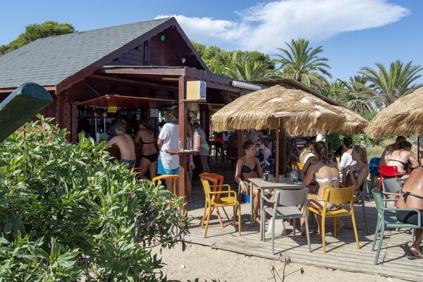 Foto van Huisje in Spanje met privéstrand - Vakantiehuis in La Torre del Sol, Tarragona - AreaSummer1KM