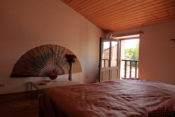Foto van Landelijk familieparadijs voor 8 met zwembad - Vakantiehuis in Frontenay sur Dive - BedRoom