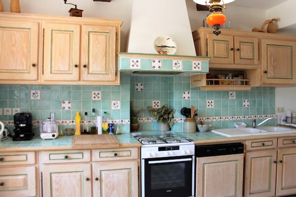 Foto van Privézwembad in de Provence - Vakantiehuis in La Motte - Kitchen