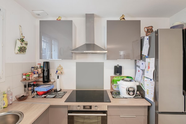 Foto van Zen-kamer in een gedeeld huis(eigenaar aanwezig) - Vakantiehuis in Saint-Médard de Guizières - Kitchen