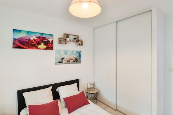 Foto van Zen-kamer in een gedeeld huis(eigenaar aanwezig) - Vakantiehuis in Saint-Médard de Guizières - BedRoom