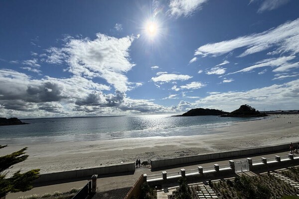 Foto van Toenno T3 · T3 Luxe appartement met uitzicht op zee - 