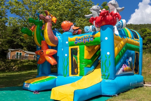 Foto van Verblijf aan het meer van Chorges met open haard - Vakantiehuis in Chorges - ParkFacilities