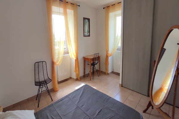 Foto van Gerenoveerde boerderij-ontsnapping - Vakantiehuis in Sanilhac - BedRoom