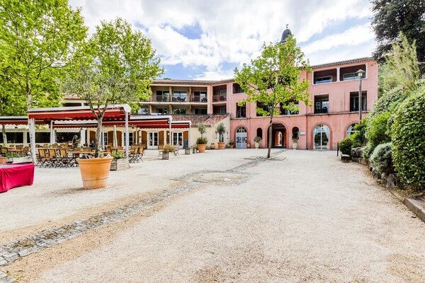 Foto van 3-kamerhuis voor 6 personen - Selectie - Vakantiehuis in GROSPIERRES - 
