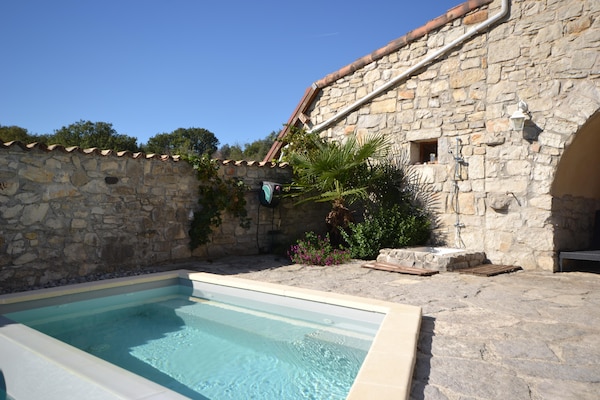 Foto van Garrigue-schuilplaats in Lanas - Vakantiehuis in Lanas - PoolOfHouse