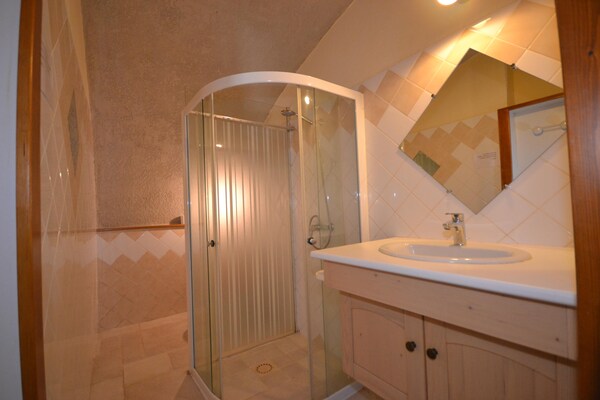 Foto van Garrigue-schuilplaats in Lanas - Vakantiehuis in Lanas - BathRoom