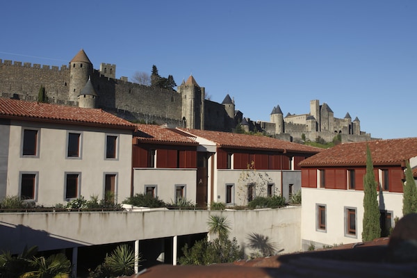 Foto van Modern appartement nabij Carcassonne - Vakantiehuis in Carcassonne - ExteriorSummer