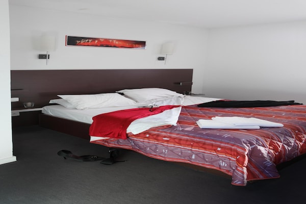 Foto van Modern appartement nabij Carcassonne - Vakantiehuis in Carcassonne - BedRoom