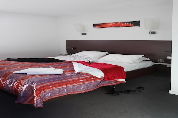 Foto van Modern appartement nabij Carcassonne - Vakantiehuis in Carcassonne - BedRoom