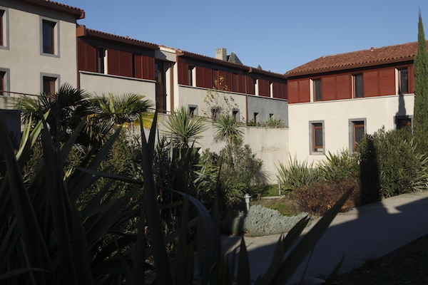 Foto van Modern appartement nabij Carcassonne - Vakantiehuis in Carcassonne - ExteriorSummer