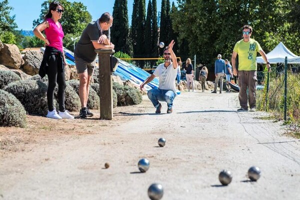 Foto van Villa in de Pyreneeën met zwembad en terras - Vakantiehuis in QUILLAN - Untagged