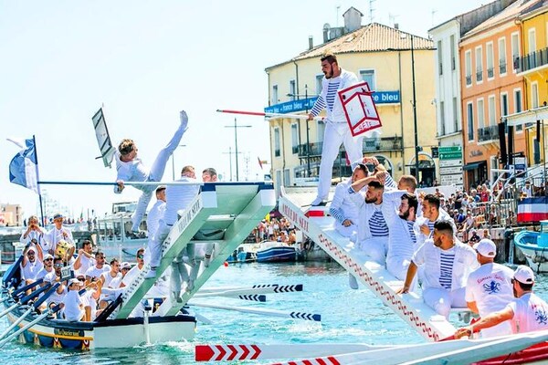 Foto van Villa in de Pyreneeën met zwembad en terras - Vakantiehuis in QUILLAN - Untagged