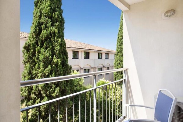 Foto van 3 Kamers 4/6 Personen - Vakantiehuis in AIX EN PROVENCE - 