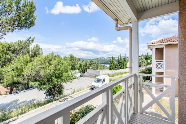 Foto van Tweekamerappartement - Comfort - (4 personen) - Vakantiehuis in Carnoux-en-Provence - 