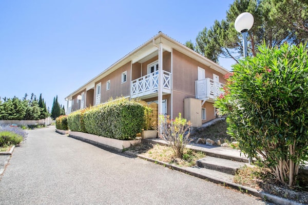 Foto van Tweekamerappartement voor 4 personen - Budget - Vakantiehuis in Carnoux-en-provence - 
