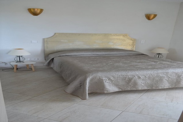 Foto van Moderne familievilla met zwembad - Vakantiehuis in Solenzara - BedRoom