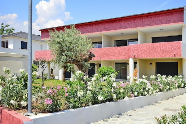 Foto van Res. Marea Resort, Santa-Lucia-di-Moriani - Vakantiehuis in Santa-Lucia-di-Moriani - ExteriorSummer