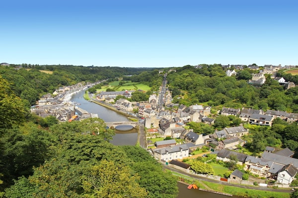 Foto van 2-kamerappartement in Dinan voor 4 personen - Vakantiehuis in Dinan - ExteriorSummer