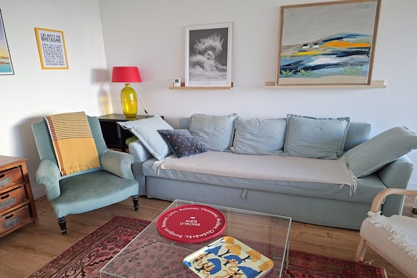 Foto van 100 meter van het zandstrand in Plougonvelin. - Vakantiehuis in Plougonvelin - LivingRoom