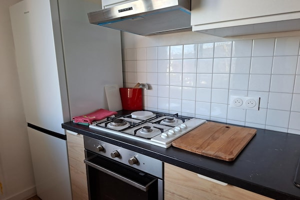 Foto van 100 meter van het zandstrand in Plougonvelin. - Vakantiehuis in Plougonvelin - Kitchen